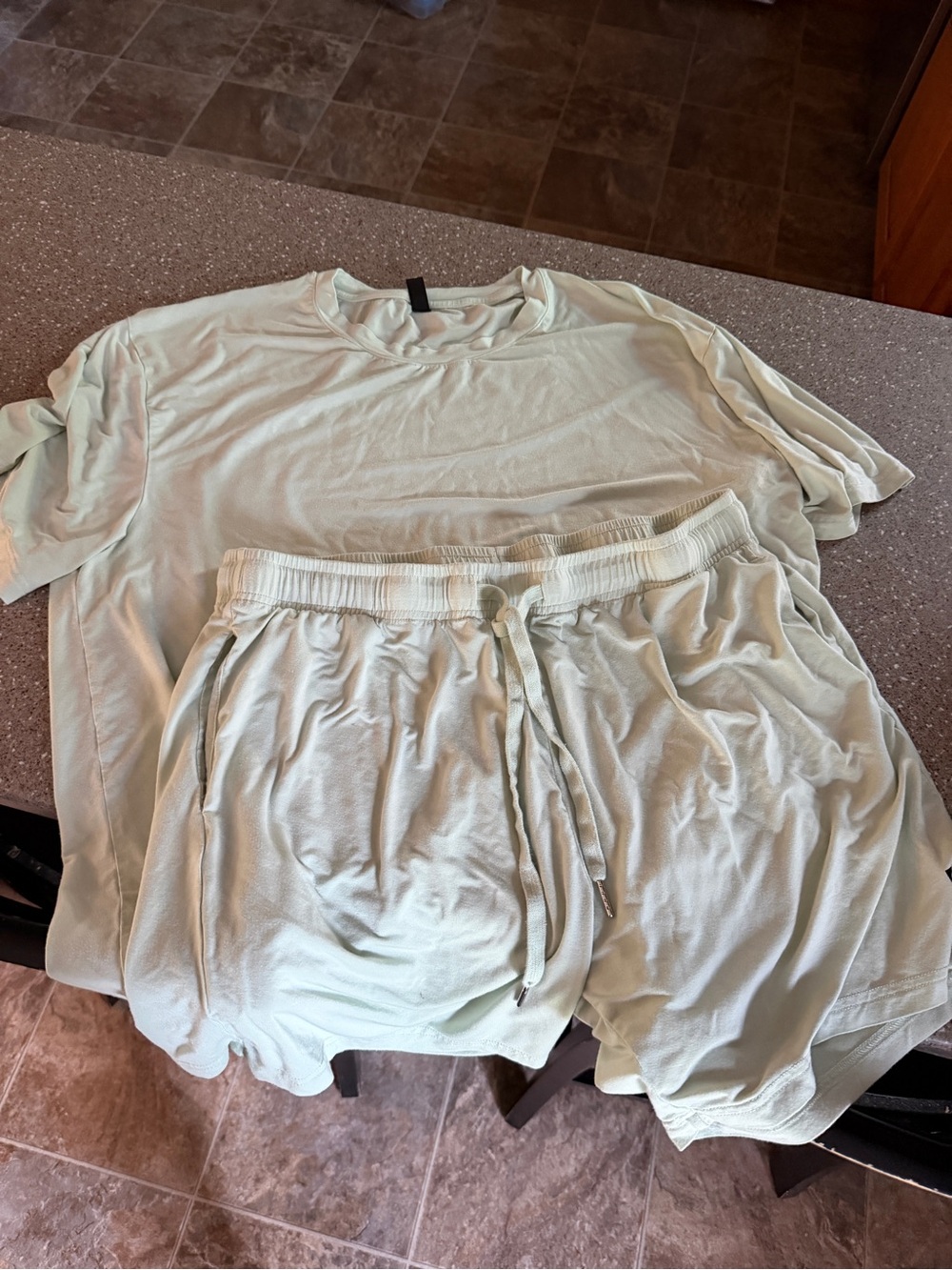 Comfrt Women's Soft Lounge Tee & Shorts Set - Light Mint